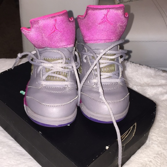 Girls retro 5 Jordan’s - Picture 2 of 6